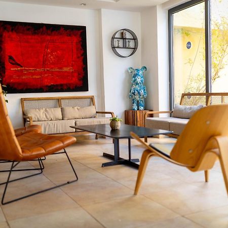 C Hotel Neve Ilan Esterno foto